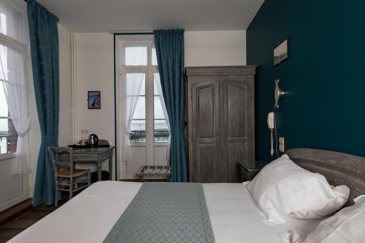 Hotel De Calais Le Tréport Exteriör bild
